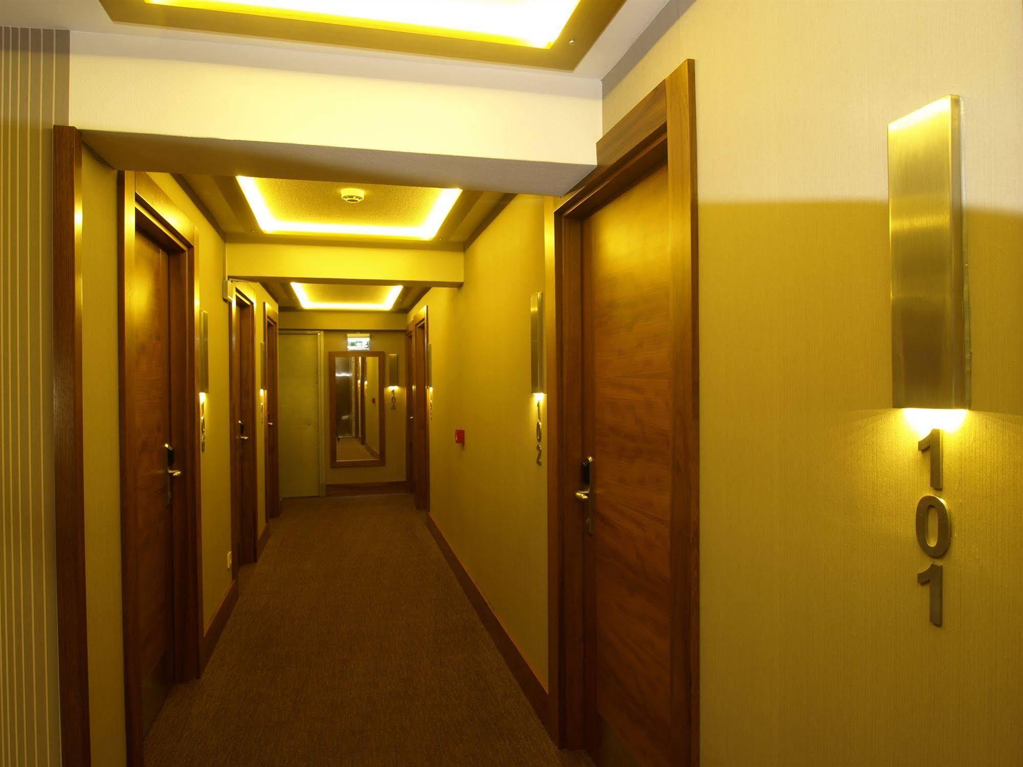 Bella Hotel Стамбул Інтер'єр фото